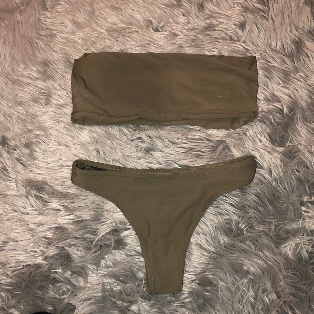BATHING SUIT